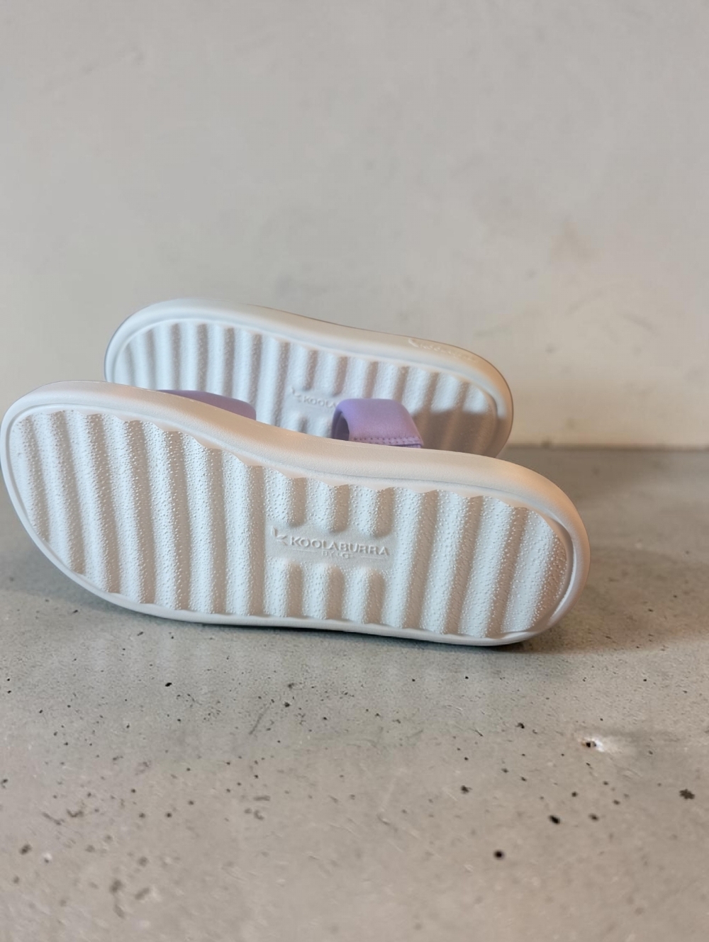 NWT UGG Koolabuburra Size 9 Lavender Dual-Strap Slide Sandals - Women - Picture 6 of 6